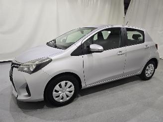 Toyota Yaris 1.0 VVT-i Aspiration 5.Drs Bjr.2015 picture 24
