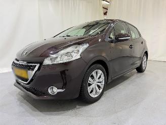 Peugeot 208 HB 1.4 VTi Active Airco picture 17