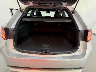 Toyota Corolla Touring Sports 1.8 VVT-i Hybrid Automaat picture 15