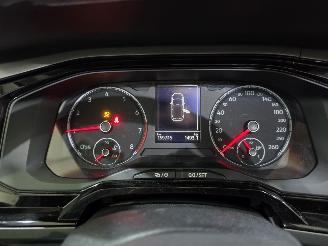 Volkswagen Polo VI 1.0 TSI Highline Business R 70Kw Bjr.2019 picture 15