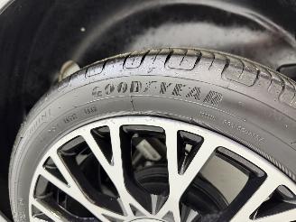 Fiat 500 1.0 Hybrid Dolcevita Clima/Navi picture 39