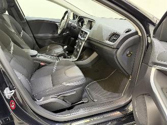 Volvo V-40 1.6 T2 Momentum Navi picture 17