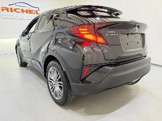 Toyota C-HR 1.8 Hybrid Exe Nav/Clima/Leer picture 4