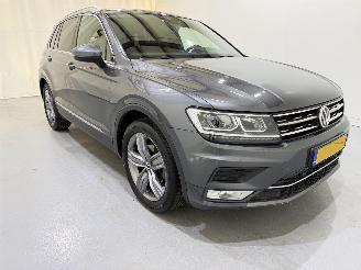 Damaged car Volkswagen Tiguan 1.4 TSI Highline Aut6 Pano/Clima 2017/4
