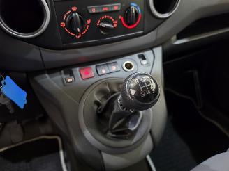 Peugeot Partner 120 1.6 VTi 98XR 72Kw Bjr.2016 picture 16