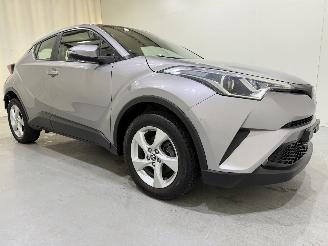 Damaged car Toyota C-HR 1.2 Turbo 2019/1