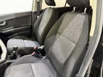Kia Picanto HB 1.0 CVVT Airco picture 17