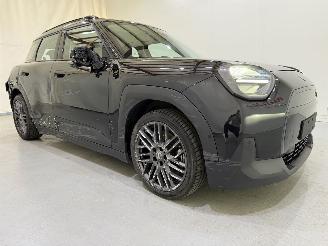 Voiture accidenté Mini Aceman SE Essential Electric 2024/12