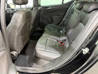 Opel Astra HB 1.6 CDTi Innovation picture 29