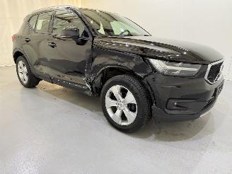 Volvo XC40 Momentum Pro 2WD 95kW T2 Automaat picture 1