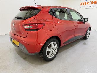 Renault Clio HB 1.216V 75 Collection Airco picture 26