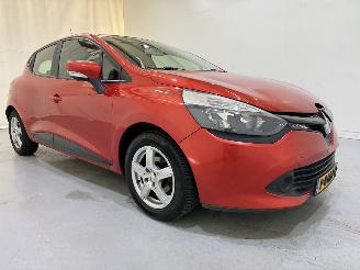 Renault Clio HB 1.216V 75 Collection Airco picture 32