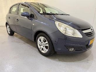Vaurioauto  passenger cars Opel Corsa HB 1.4-16V Enjoy NAP 2010/1
