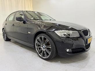 Damaged car BMW 3-serie Sedan 318i Business Line Aut. 2009/12