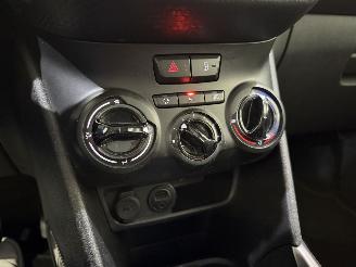 Peugeot 2008 1.2 PureTech 110 Allure picture 26