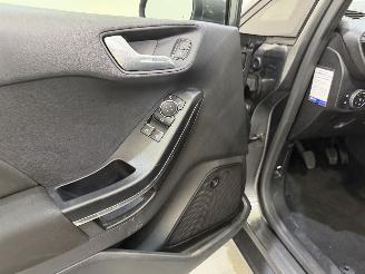 Ford Fiesta HB 1.0 EcoBoost Titanium picture 31