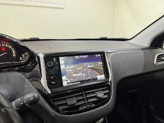 Peugeot 208 HB 1.2 Allure Navi/Clima/Pano picture 35