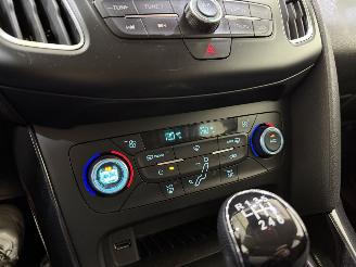 Ford Focus HB 1.5 EcoBoost Titanium picture 22