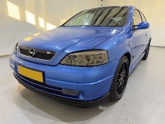 Opel Astra 2.0-16V OPC picture 3