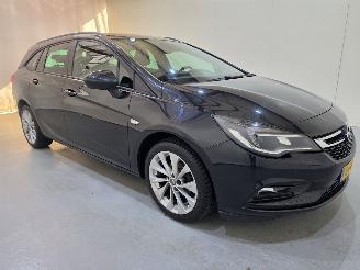 uszkodzony samochody osobowe Opel Astra SPORTS TOURER 1.0 Innovation 77Kw Bjr.2016 2016/6