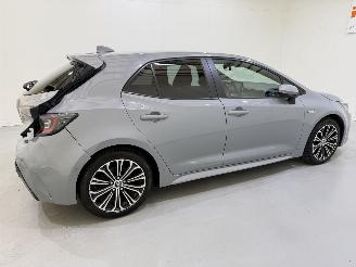 Toyota Corolla 2.0 VVT-i Hybrid First Edition 135kW picture 15