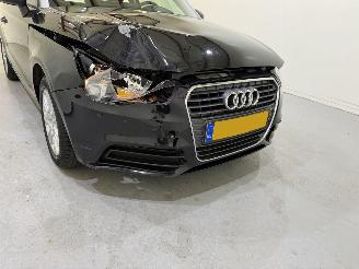 Audi A1 1.2 TFSI Attraction Pro Line Business picture 14