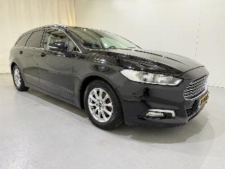 Vaurioauto  passenger cars Ford Mondeo Wagon 2.0 TDCi Titanium Lease Ed. 2016/6