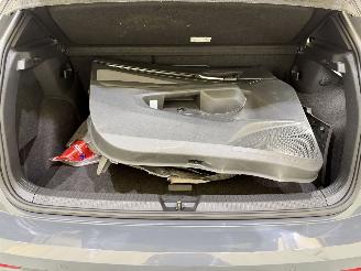 Volkswagen Golf VIII HB 1.5 TSI R-Line Pano picture 18