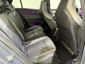 Volkswagen Golf VIII HB 1.5 TSI R-Line Pano picture 29