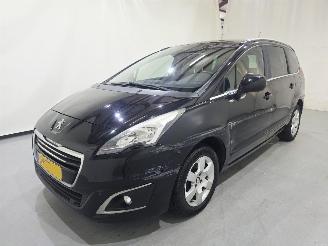 Peugeot 5008 1.2 PureTech Style 7p Bjr.2016 picture 3