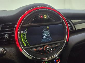 Mini Cooper Chili Serious Business 5.Drs Pano Airco Leder picture 33