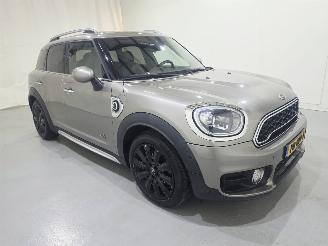 škoda osobní automobily Mini Countryman COOPER SE ALL4 Chili Aut Pano 100.Kw 2017/6