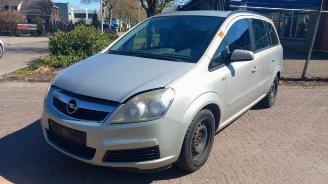 Opel Zafira Zafira (M75), MPV, 2005 / 2015 1.8 16V Ecotec picture 3