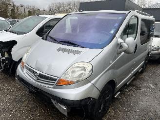 skadebil auto Opel Vivaro 2.5 CDTI  Automaat  Dubbel Cabine 2006/5