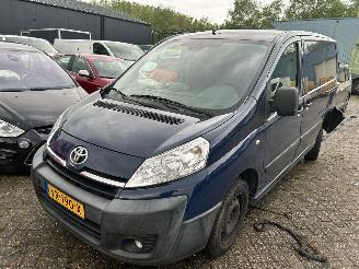 krockskadad bil bedrijf Toyota Proace 1.6 D 2015/10