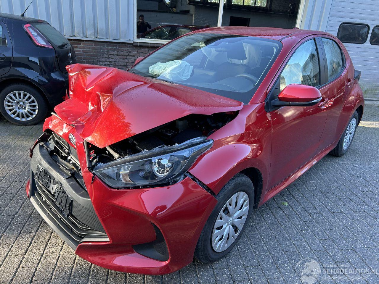 Toyota Yaris 1.0 VVT-I  Active