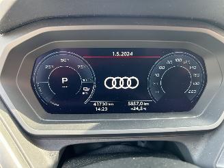 Audi Q4 E-Tron 40 Launch Edition Advanced  77 KWH picture 11