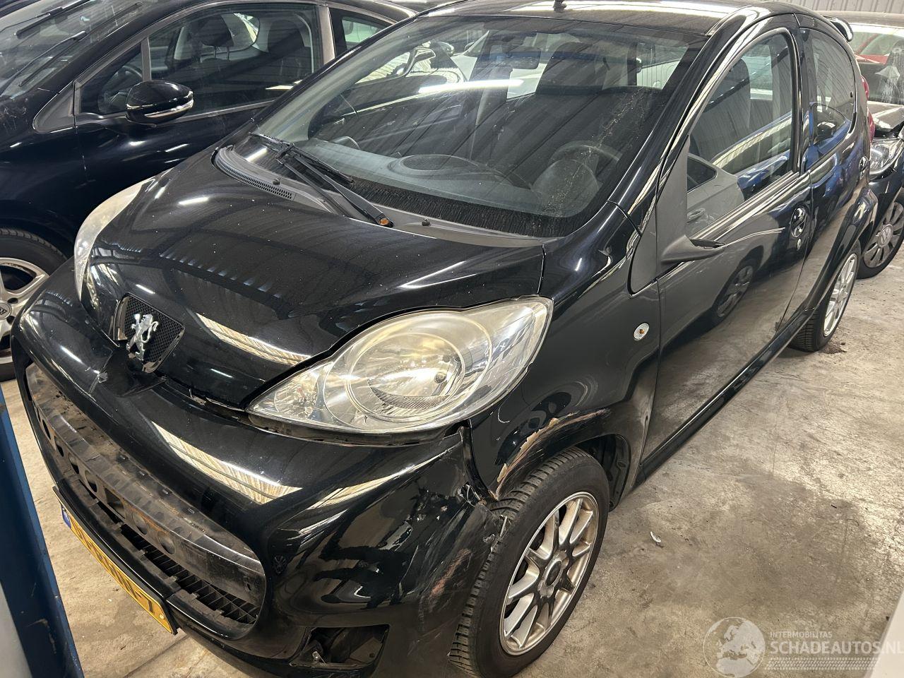 Peugeot 107 1.0-12V  XR   5 Drs