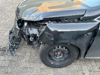 Renault Clio 1.6 E-Tech Hybrid  Automaat picture 2