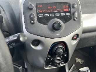 Peugeot 108 1.0  e-VTI  Active picture 10