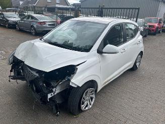 Damaged car Hyundai I-10 1.0 Comfort 2023/5