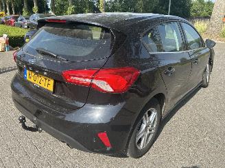Ford Focus 1.0 EcoBoost Trend Edition Business   5 Drs picture 5