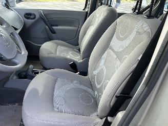 Renault Kangoo 1.6 -16 V  Expression Automaat  ( 5 persoons ) picture 11