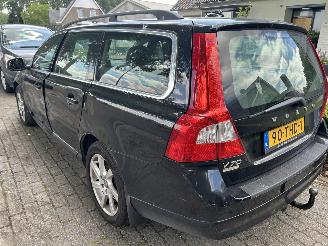 Volvo V-70 1.6  T4  Automaat Limited Edition picture 5