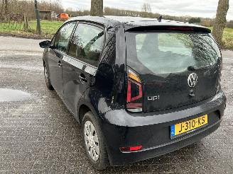 Volkswagen Up! 1.0 Move Up  5 Drs picture 6