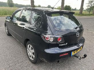 Mazda 3 1.6 picture 5