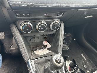Mazda 2 1.5 mhev SkyActive-G Luxury   ( 28116 Km ) picture 11