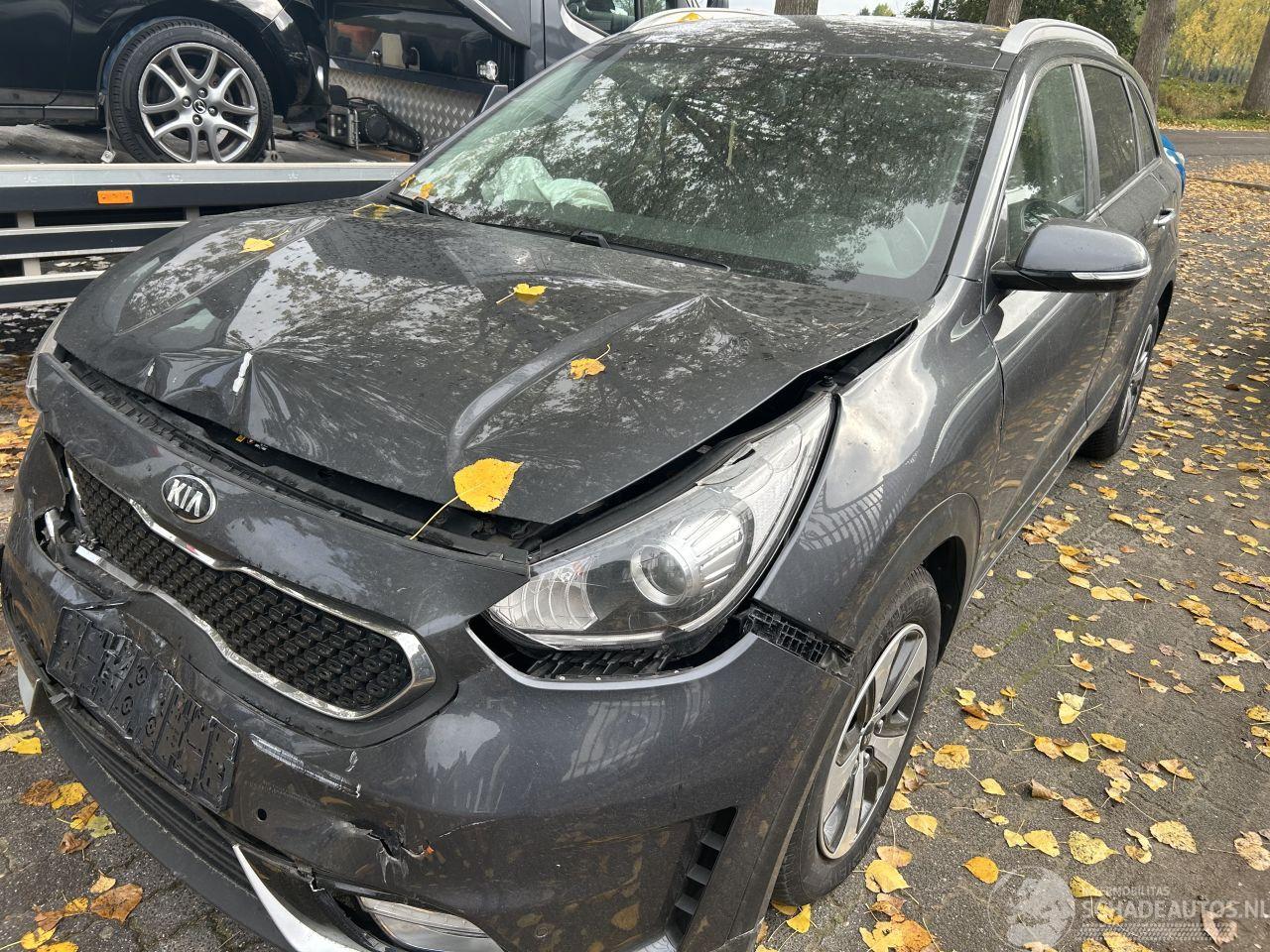 Kia Niro 1.6 GDI Hybrid  Dynamic Line  Automaat