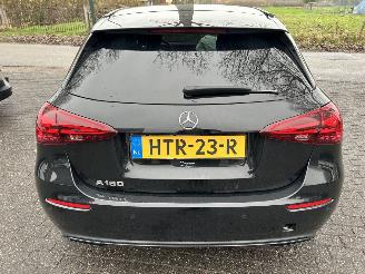 Mercedes A-klasse 180 Star Edition  Automaat  ( 1337 Km !!! ) picture 6