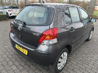 Toyota Yaris 1.3 VVT-i  Comfort  5 Drs picture 5